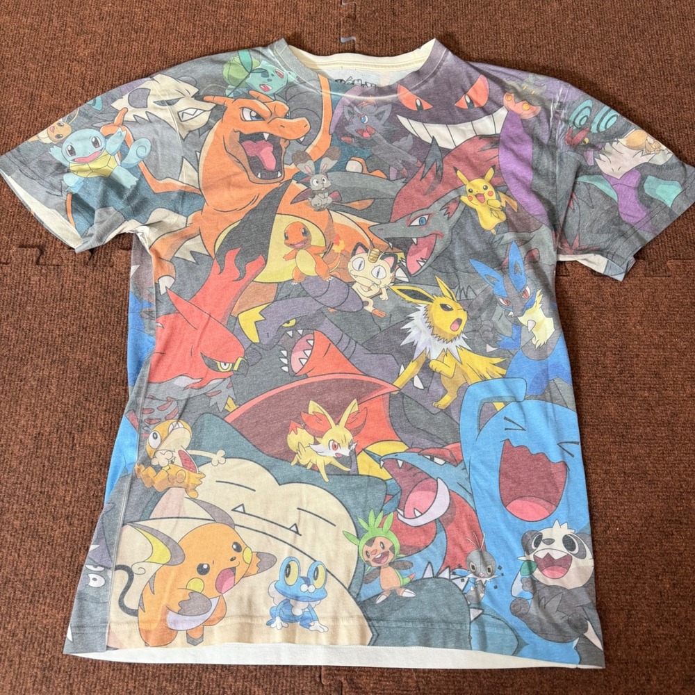 Pokemon All Over Print T-Shirt Mens Large Pikachu Charizard Gengar 2015 Graphic